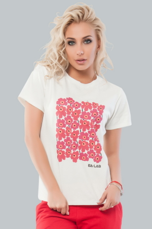 Женская футболка молочного цвета с принтом в цветочек|интернет-магазин vvlen.com