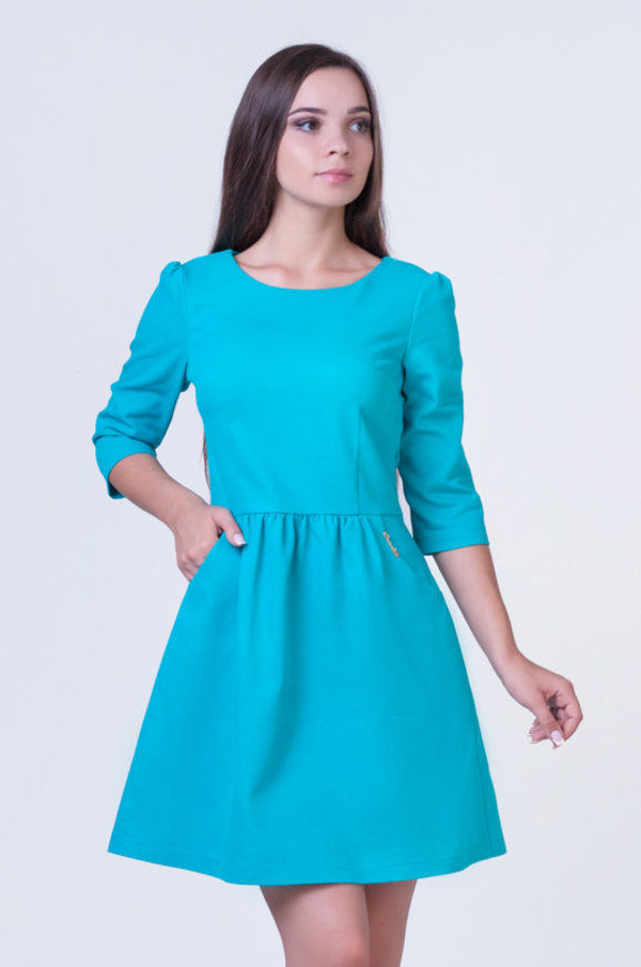 Повседневное платье с расклешённой юбкой бирюзового цвета 2340.9|интернет-магазин vvlen.com